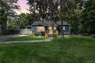 180 Summit Avenue, Orchard Park, NY 14127
