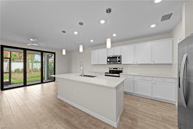 27906 Radiant CT, Bonita Springs, FL 34135