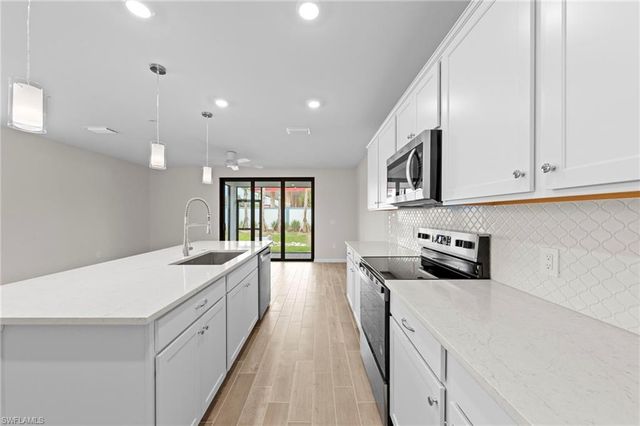 27906 Radiant CT, Bonita Springs, FL 34135