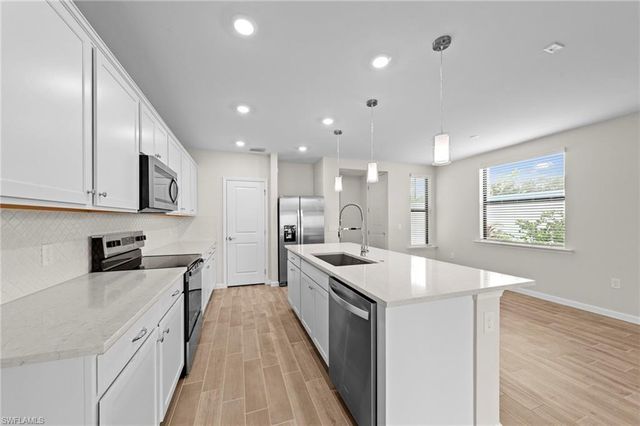 27906 Radiant CT, Bonita Springs, FL 34135