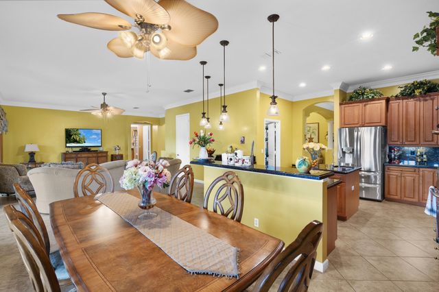 465 NW Dover Court, Port St. Lucie, Port St Lucie, FL 34983