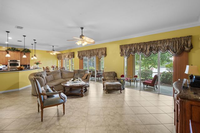 465 NW Dover Court, Port St. Lucie, Port St Lucie, FL 34983