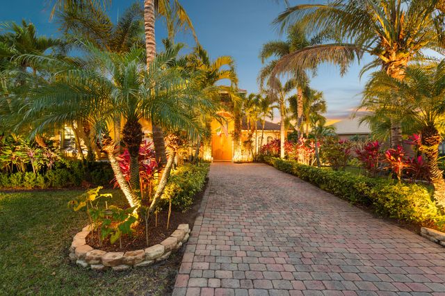 465 NW Dover Court, Port St. Lucie, Port St Lucie, FL 34983