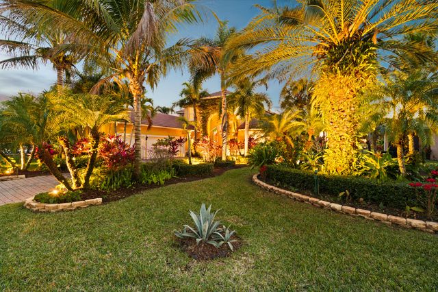 465 NW Dover Court, Port St. Lucie, Port St Lucie, FL 34983