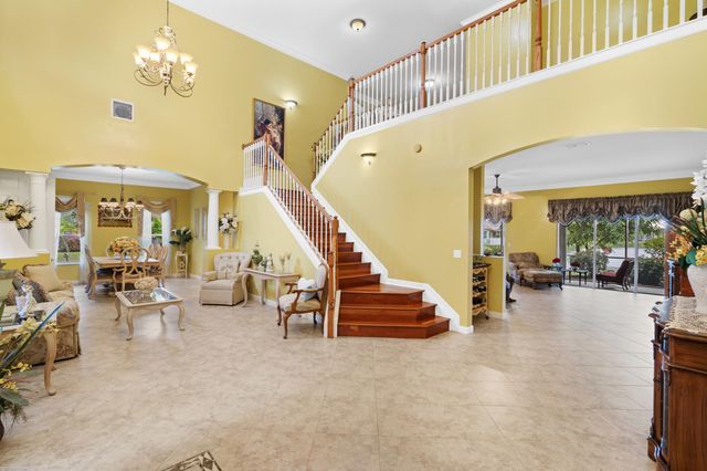 465 NW Dover Court, Port St. Lucie, Port St Lucie, FL 34983