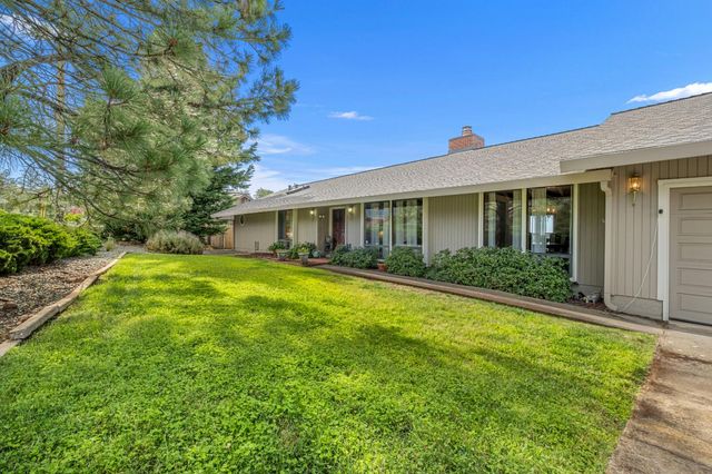 1582 Barrett Dr, Placerville, CA 95667