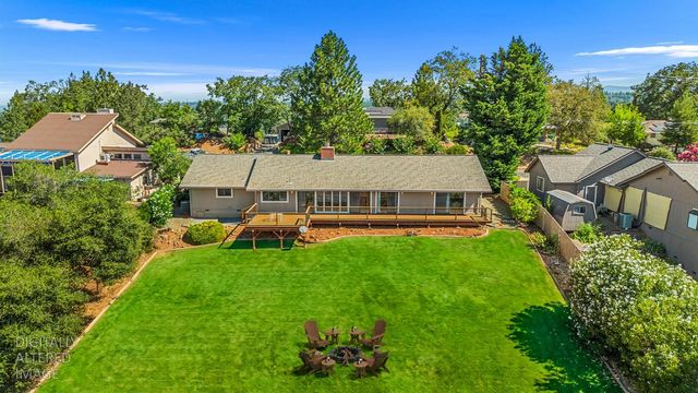 1582 Barrett Dr, Placerville, CA 95667