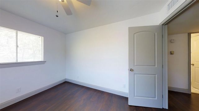 404 E 9th Street 4-205, Dallas, TX 75203