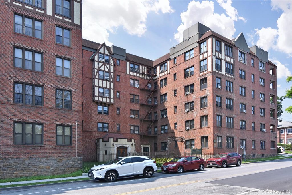 590 E 3rd Street 1L, Mount Vernon, NY 10553 — exterior