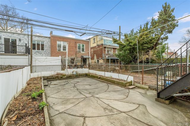2637 Hubbard Street, Brooklyn, NY 11235