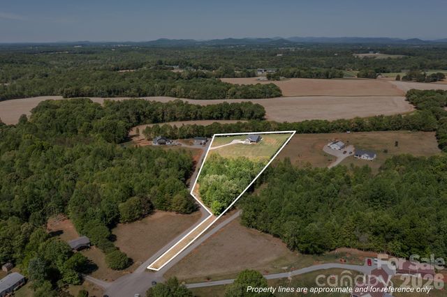 147 Haystack Lane, Olin, NC 28660