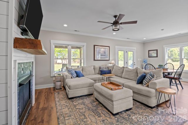 147 Haystack Lane, Olin, NC 28660