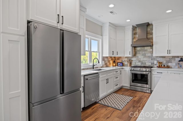 147 Haystack Lane, Olin, NC 28660
