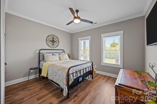 147 Haystack Lane, Olin, NC 28660