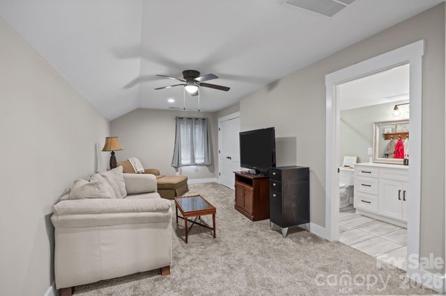 147 Haystack Lane, Olin, NC 28660