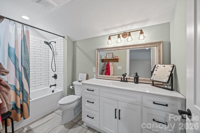 147 Haystack Lane, Olin, NC 28660