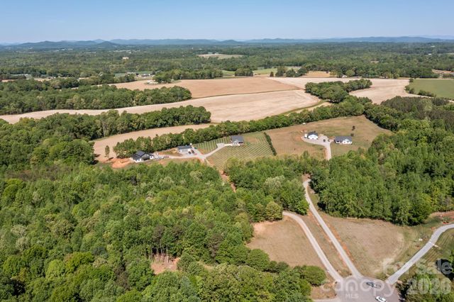 147 Haystack Lane, Olin, NC 28660