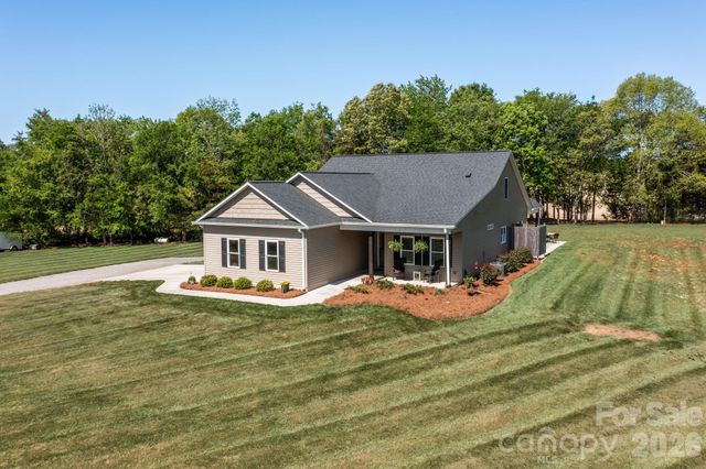 147 Haystack Lane, Olin, NC 28660