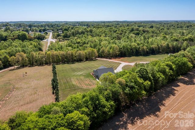 147 Haystack Lane, Olin, NC 28660