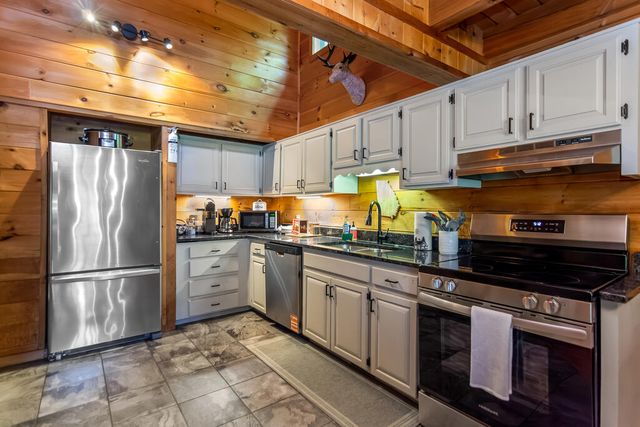 148 Cumberland Lane, Epworth, GA 30541