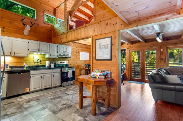 148 Cumberland Lane, Epworth, GA 30541
