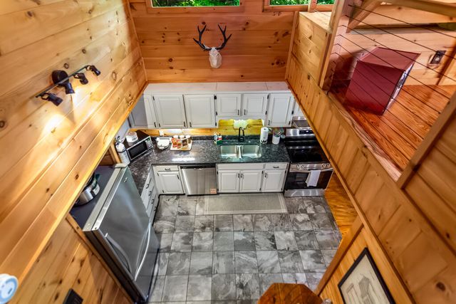 148 Cumberland Lane, Epworth, GA 30541