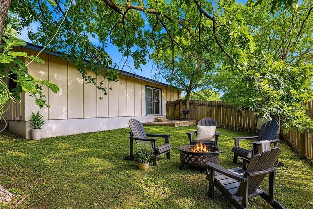 1809 Gracy Farms LN A, Austin, TX 78758