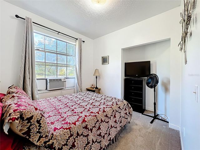 1338 SAINT NICHOLAS AVENUE, Christmas, FL 32709