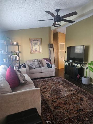 530 Devonshire West 4, Hemet, CA 92543