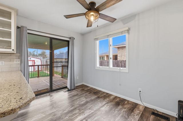 9221 W Douglas Ave, Wichita, KS 67209