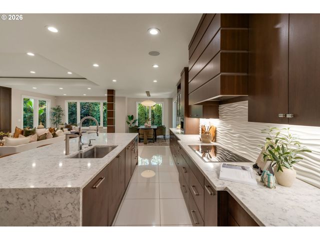 1005 Ne 152ND Ave, Vancouver, WA 98684