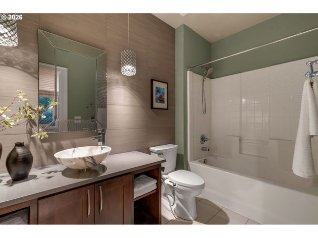 1005 Ne 152ND Ave, Vancouver, WA 98684