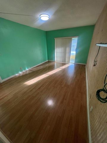 3071 NW 47th Terrace 125, Lauderdale Lakes, FL 33313