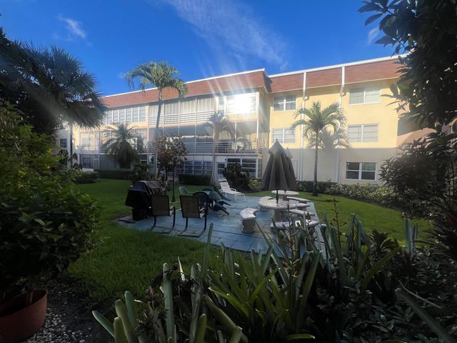 3071 NW 47th Terrace 125, Lauderdale Lakes, FL 33313