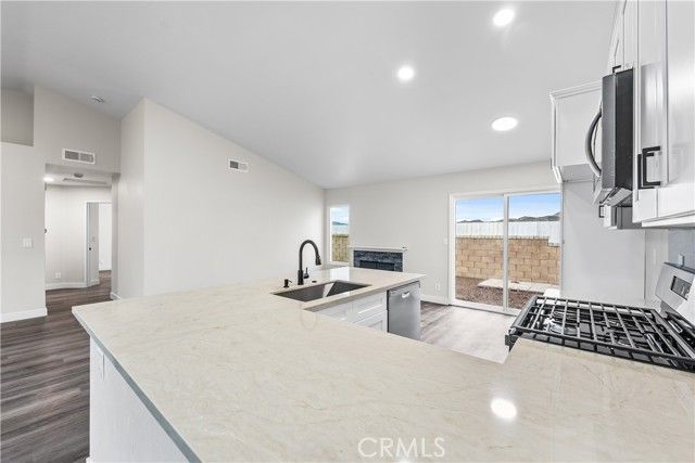 2611 Cold Creek, Rosamond, CA 93560