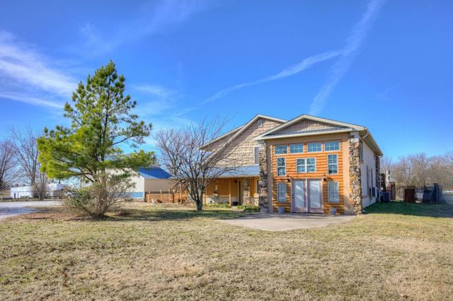 9698 Highway 43, Seneca, MO 64865