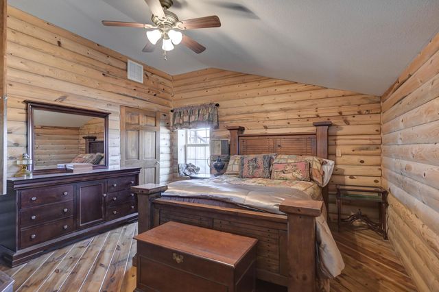 9698 Highway 43, Seneca, MO 64865