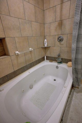 9698 Highway 43, Seneca, MO 64865