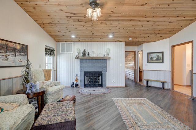 9698 Highway 43, Seneca, MO 64865