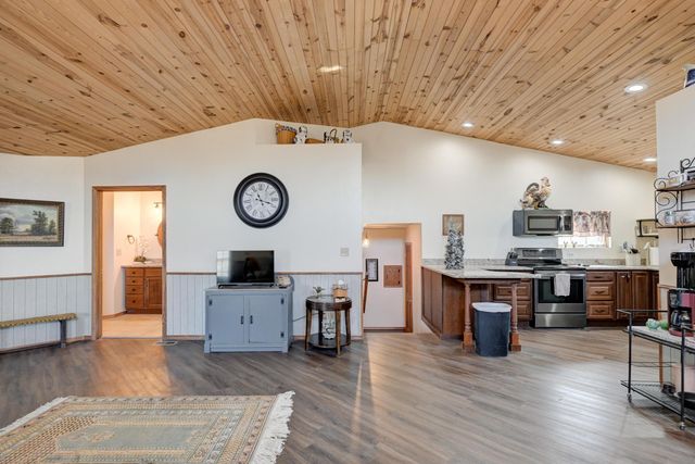 9698 Highway 43, Seneca, MO 64865