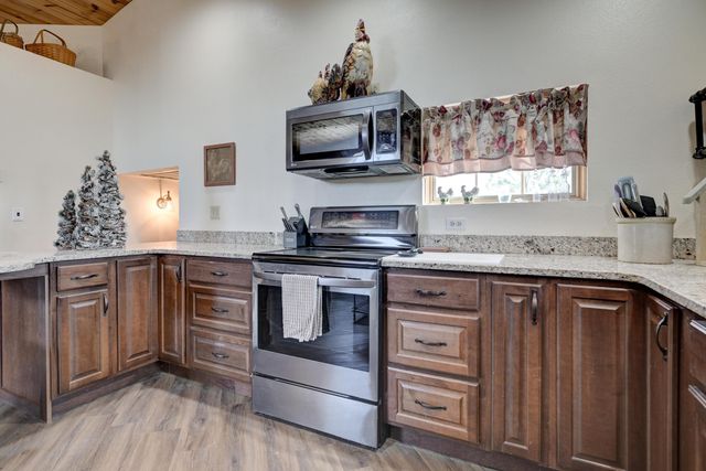 9698 Highway 43, Seneca, MO 64865