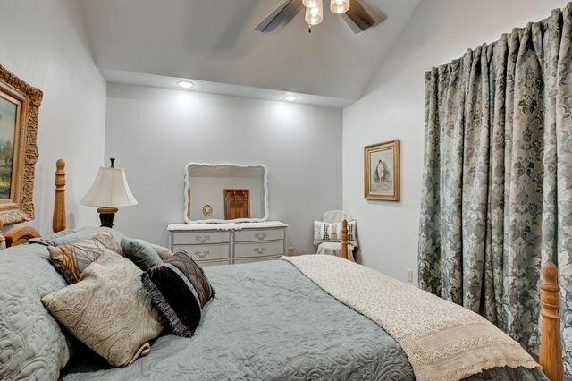 9698 Highway 43, Seneca, MO 64865