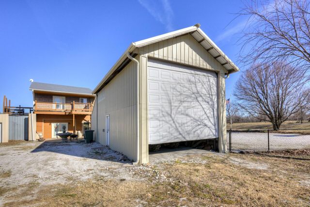 9698 Highway 43, Seneca, MO 64865