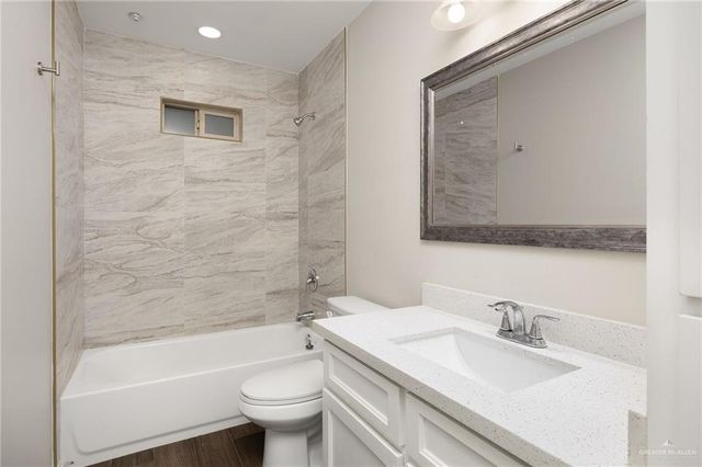 616 E Stevenson Avenue, Alton, TX 78573