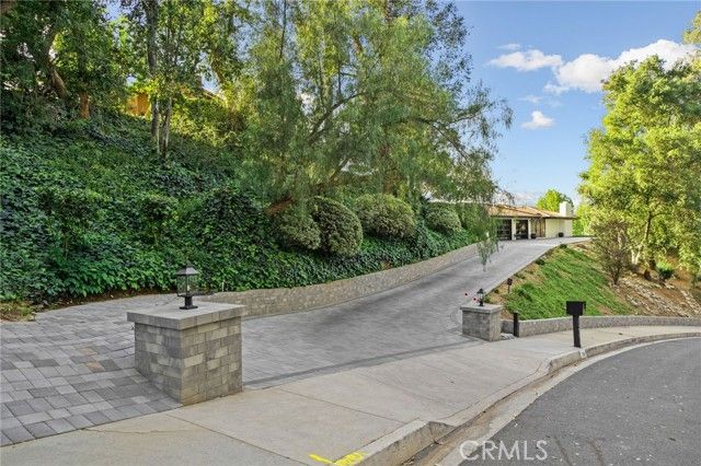 1200 Sunnyside, Redlands, CA 92373