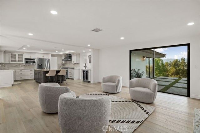 1200 Sunnyside, Redlands, CA 92373