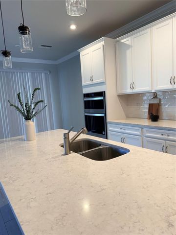 19780 BLUE POND DRIVE, Lutz, FL 33558