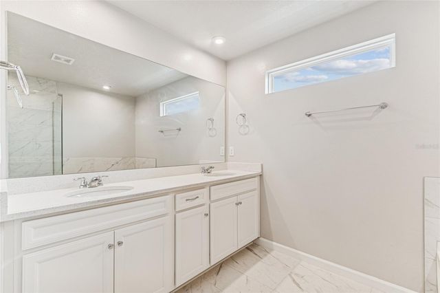 19780 BLUE POND DRIVE, Lutz, FL 33558