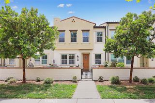 2817 E Brut Privado 90, Ontario, CA 91761