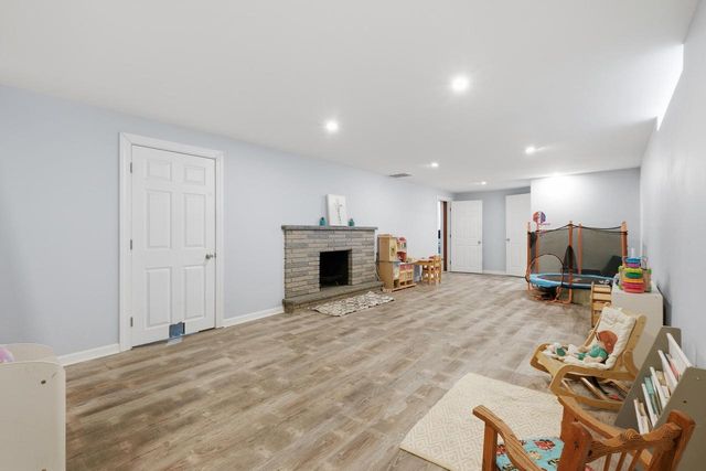 1443 Buena Vista DRIVE, Sun Prairie, WI 53590